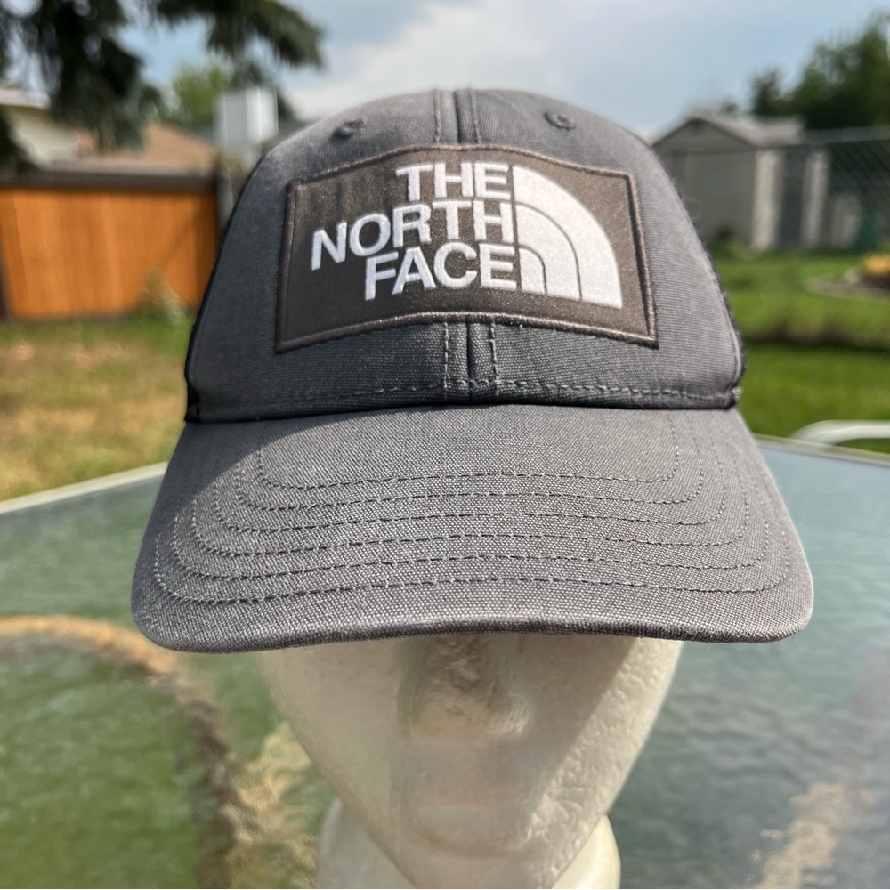 The North Face Grey 3/4 Mesh Youth/Junior Mudder Trucker Baseball Hat